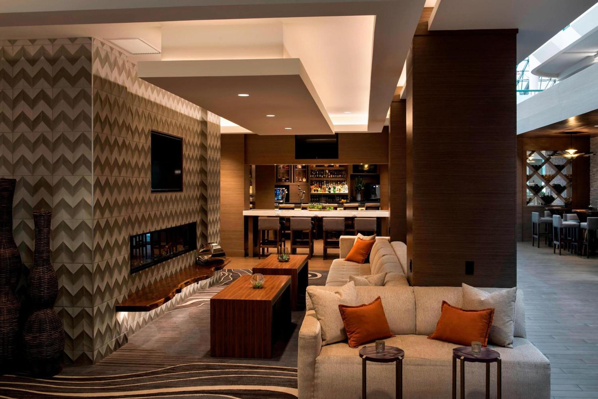 Marriott Melville Long Island Экстерьер фото