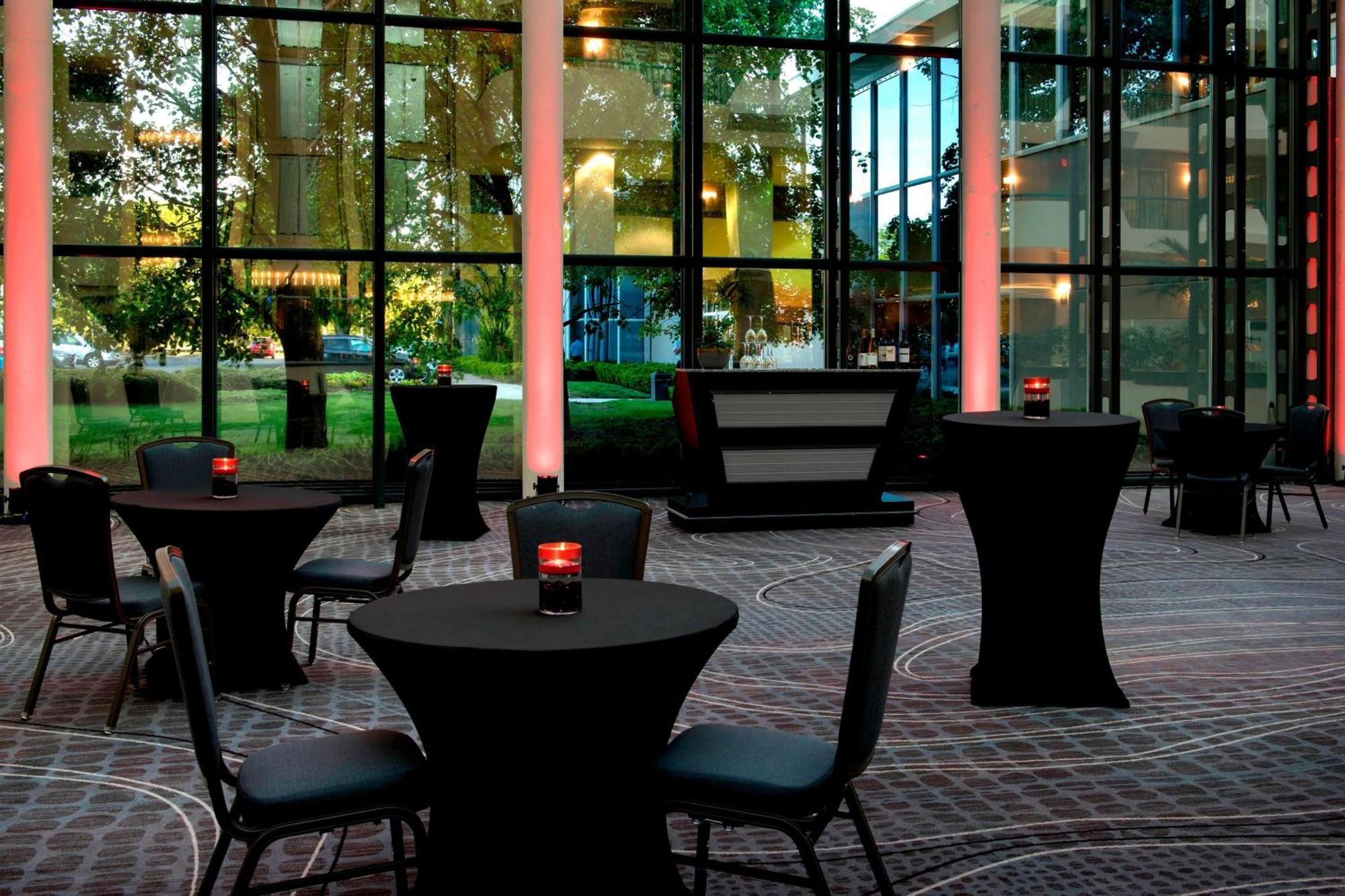 Marriott Melville Long Island Экстерьер фото