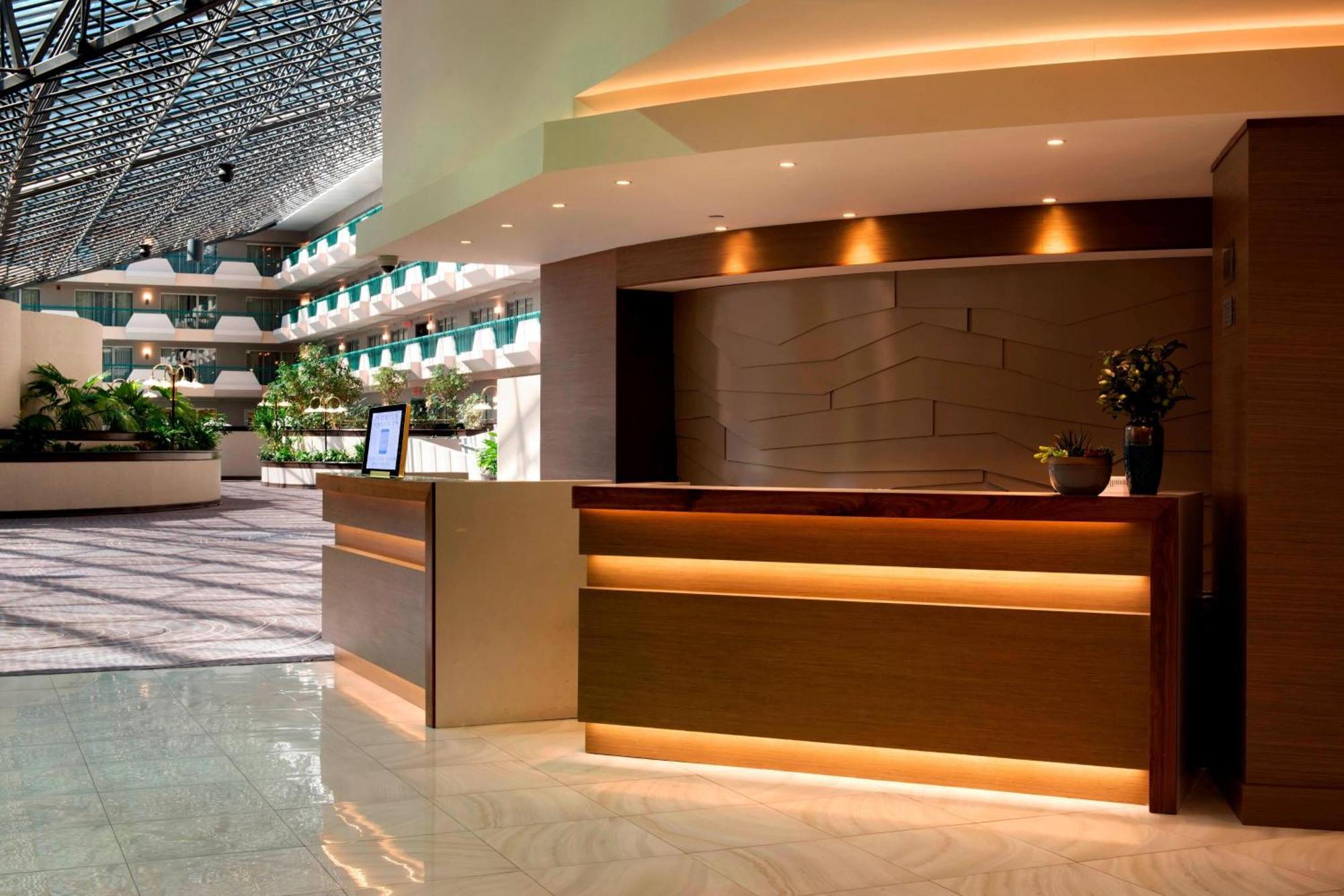 Marriott Melville Long Island Экстерьер фото