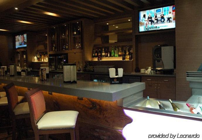 Marriott Melville Long Island Экстерьер фото